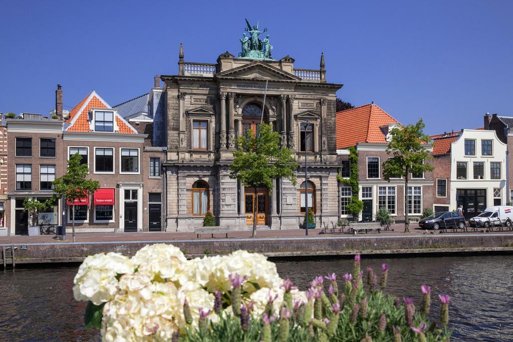 Van Der Valk Hotel Haarlem Exterior foto